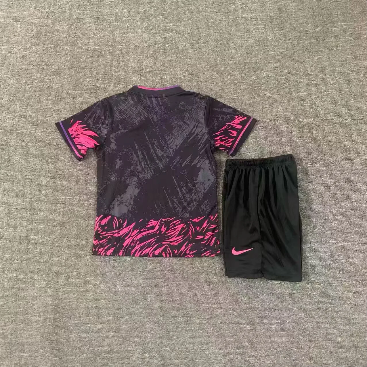 Kit Infantil Barcelona Edição Especial 25/26 - Preto e Rosa