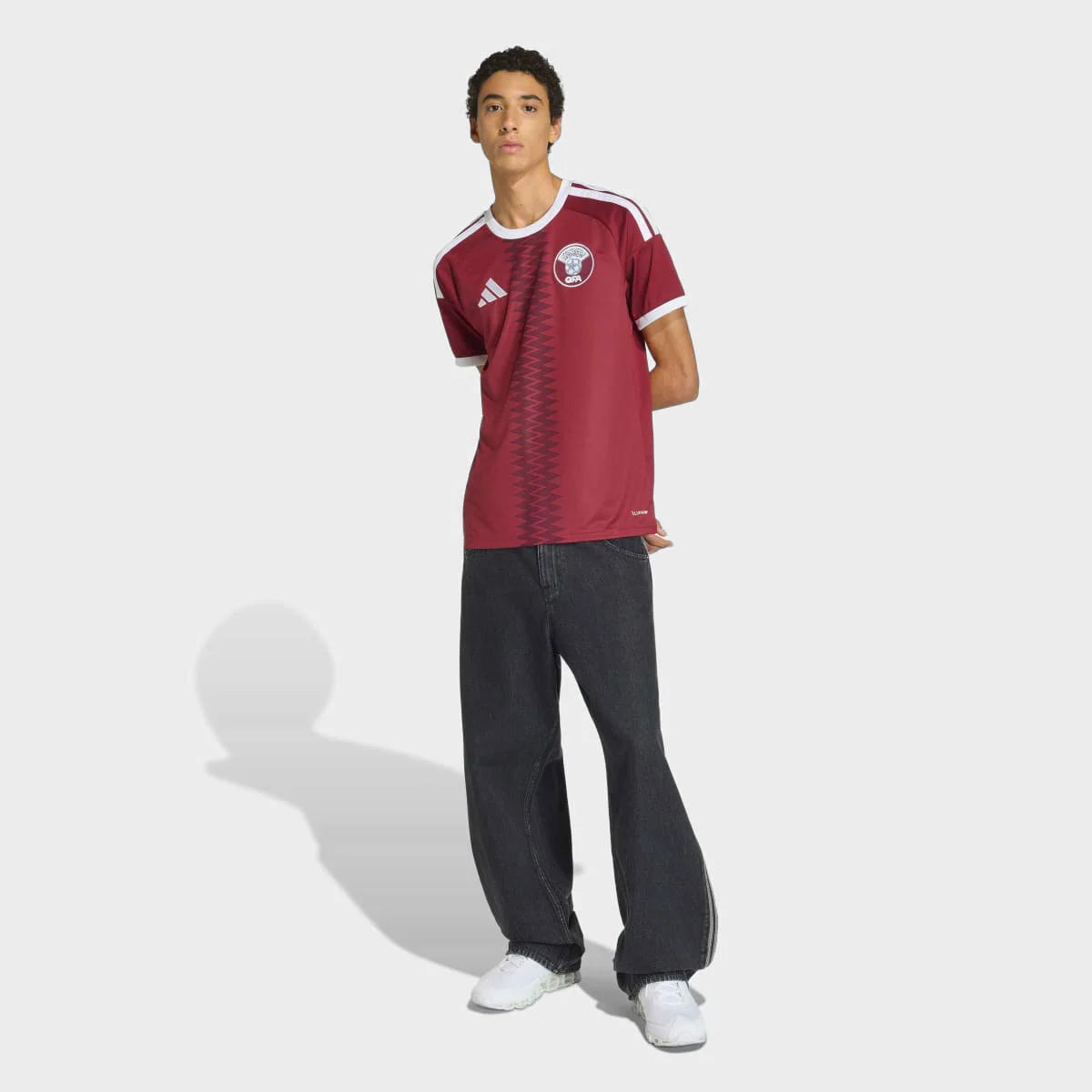 Qatar Home 26/27 Torcedor Adidas - Vinho