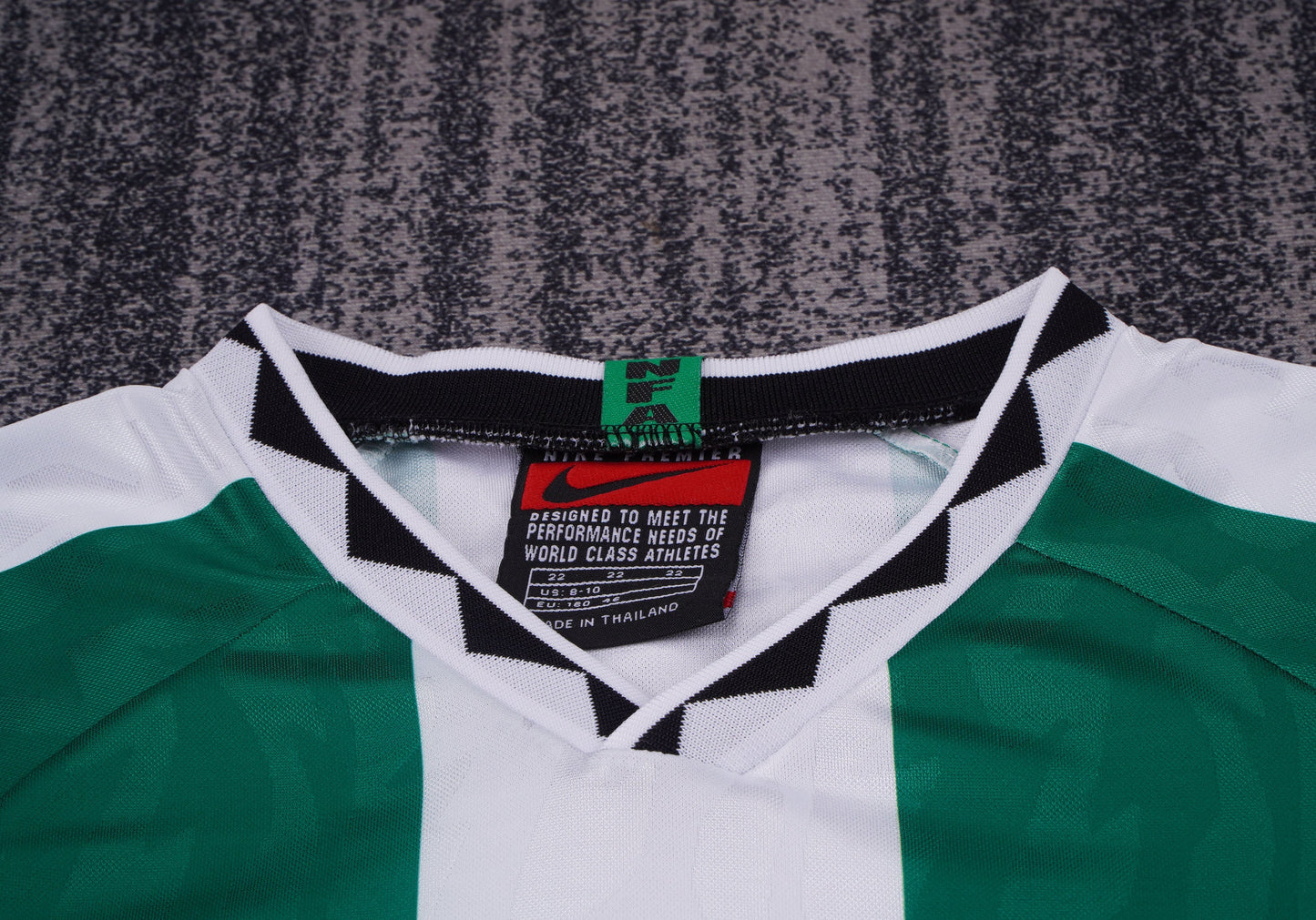 Kit Infantil Nigeria Home Retrô 1996 - Verde e Branco