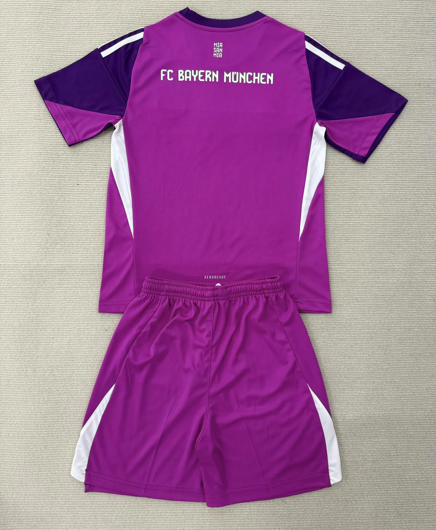Kit Infantil Bayern De Munique Goleiro 25/26 - Roxo