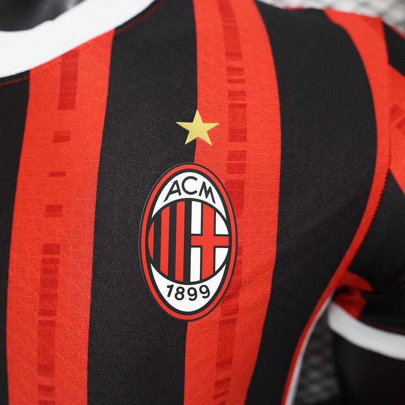 Milan Home 24/25 Jogador Puma - Vermelho e Preto