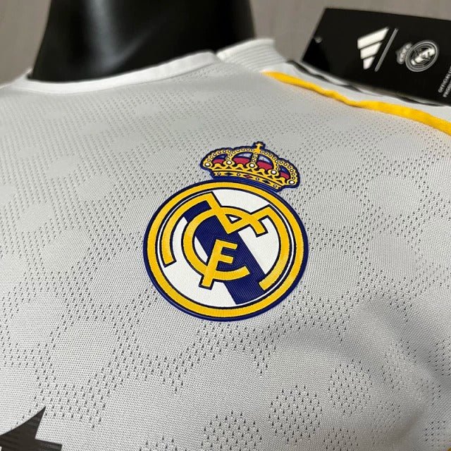 Real Madrid Home 25/26 Jogador Adidas - Branca