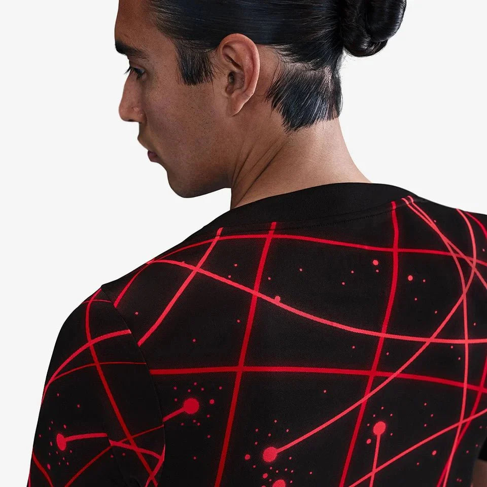 Atlético de Madrid Pré Jogo 25/26 Torcedor Nike - Preto e Vermelho