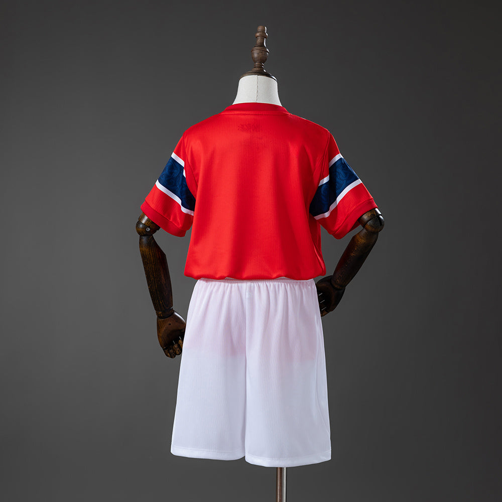 Kit Infantil Noruega Home 26/27 - Vermelha e Azul