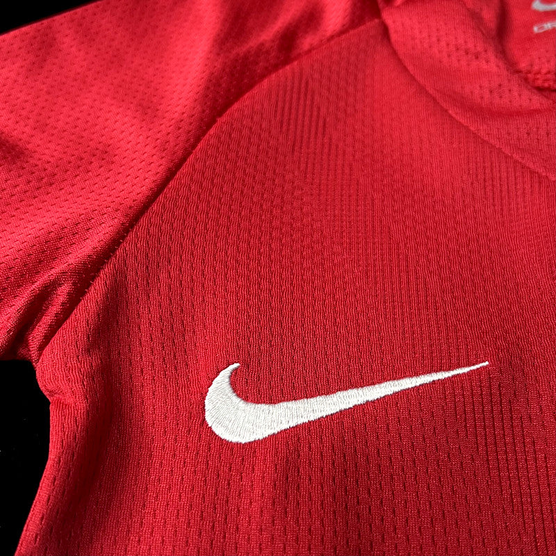 Kit infantil Manchester United Retrô Home 2008 - Vermelho