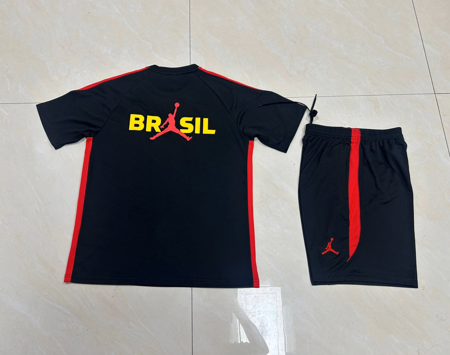 Kit Infantil Brasil Treino 26/27 - Preta