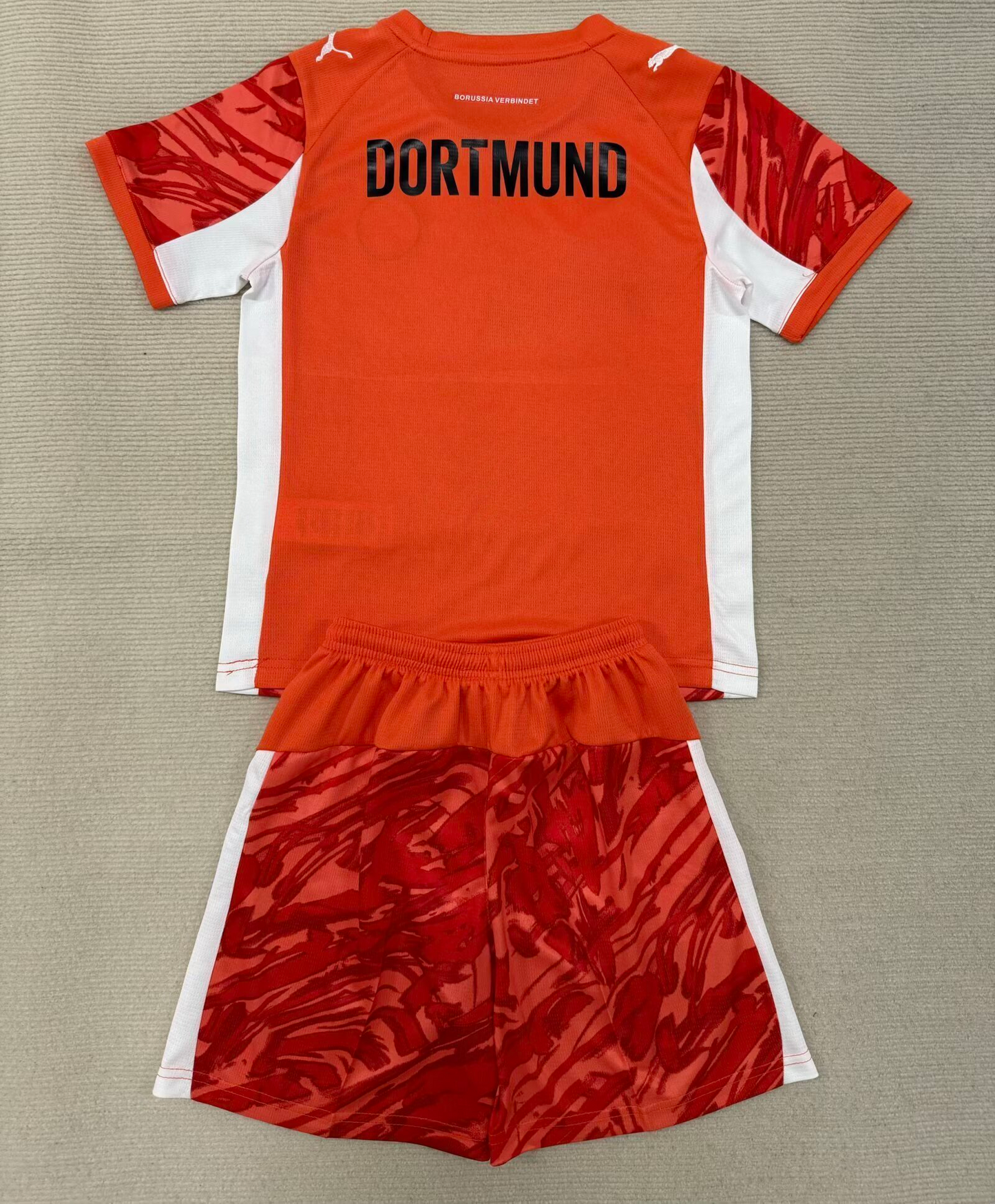 Kit Infantil Borussia Dortmund Goleiro 25/26  - Laranja