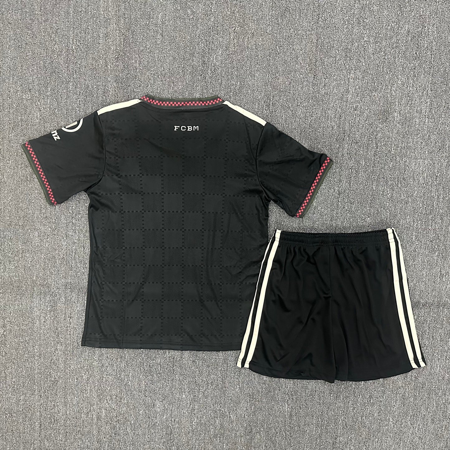 Kit Infantil Bayern de Munique Third 25/26 - Preto