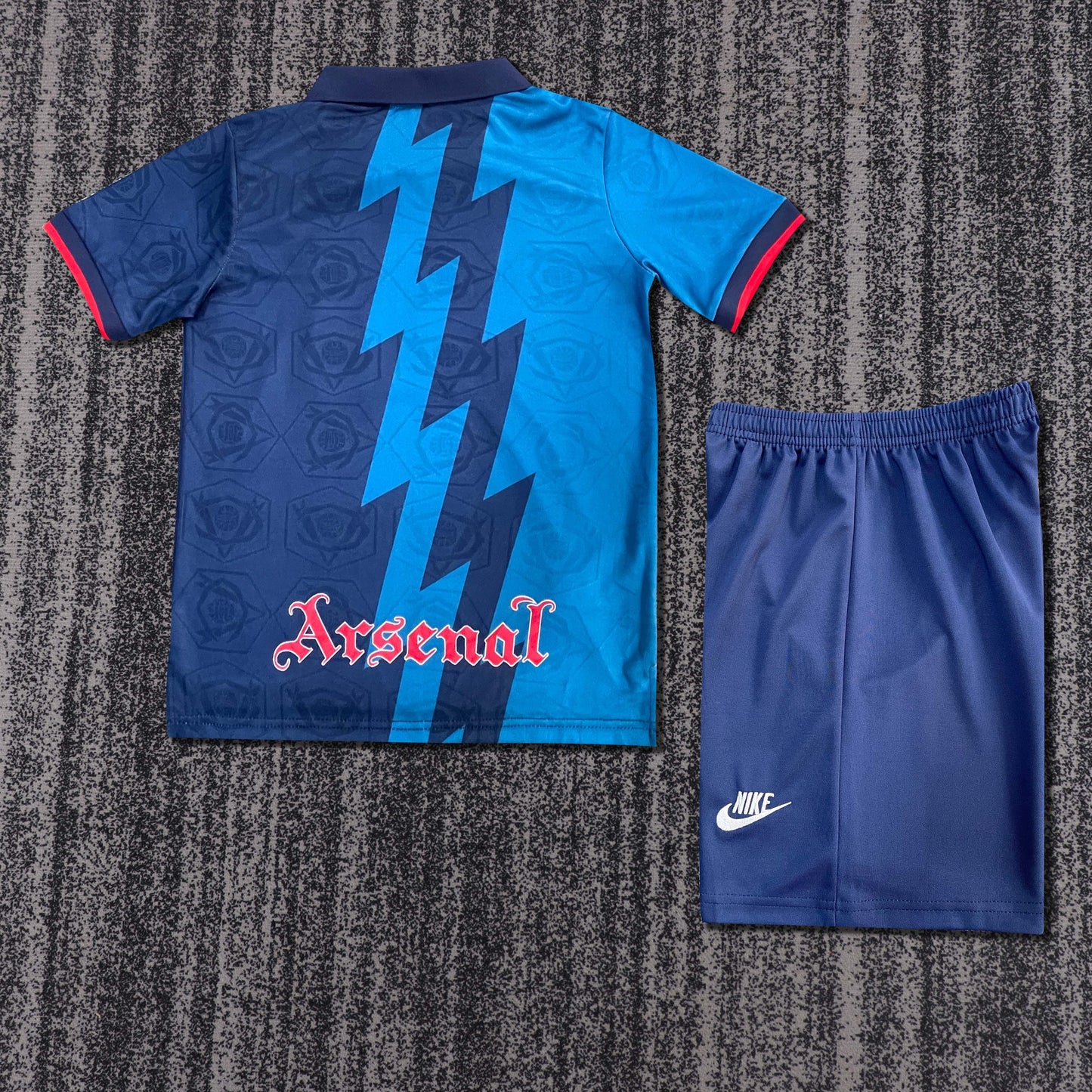 Kit Infantil Arsenal Away Retrô 95/96 - Azul