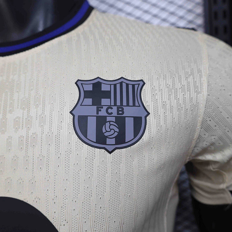 Barcelona Away 25/26 Jogador Nike/Kobe - Dourado