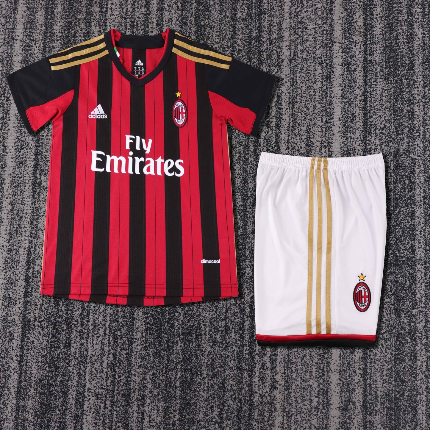 Kit Infantil Milan Home Retrô 2013 - Vermelho e Preto
