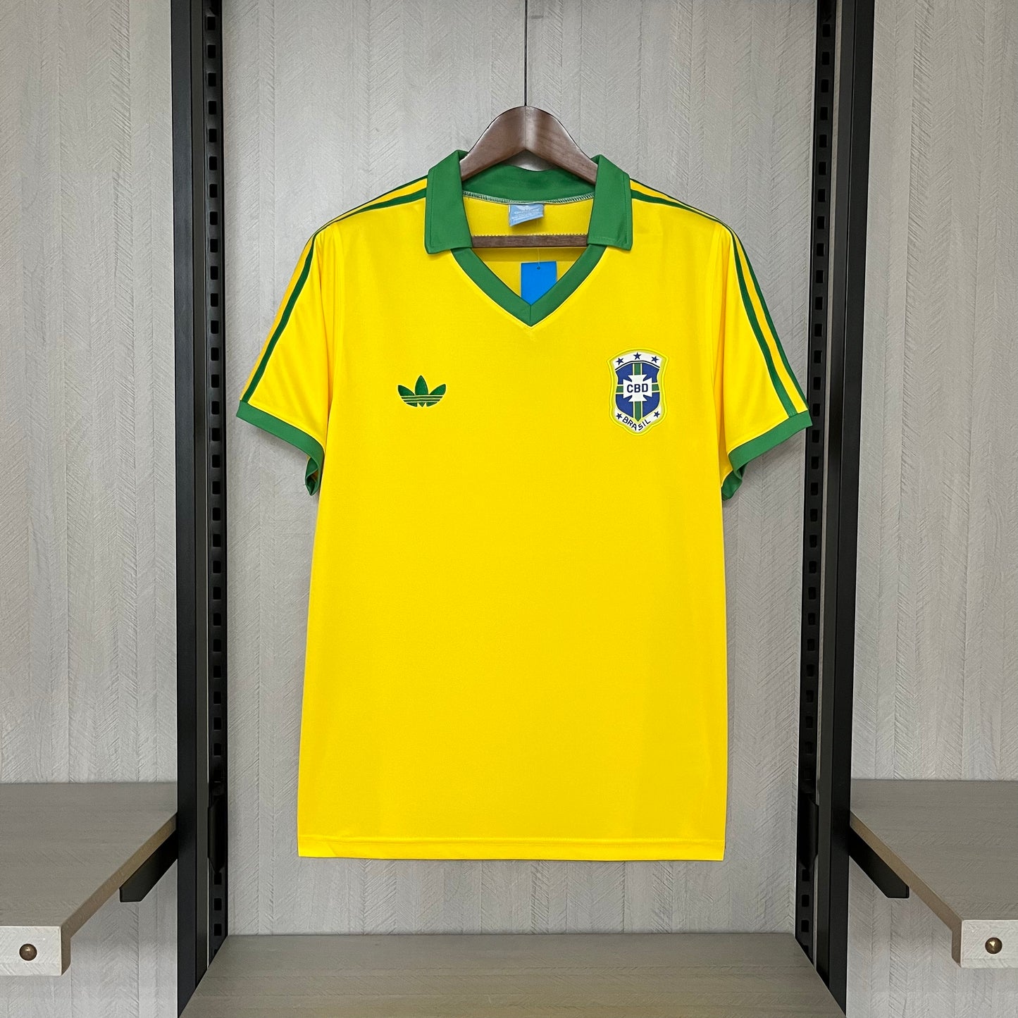 Brasil Home 1977 Retrô Adidas  - Amarelo