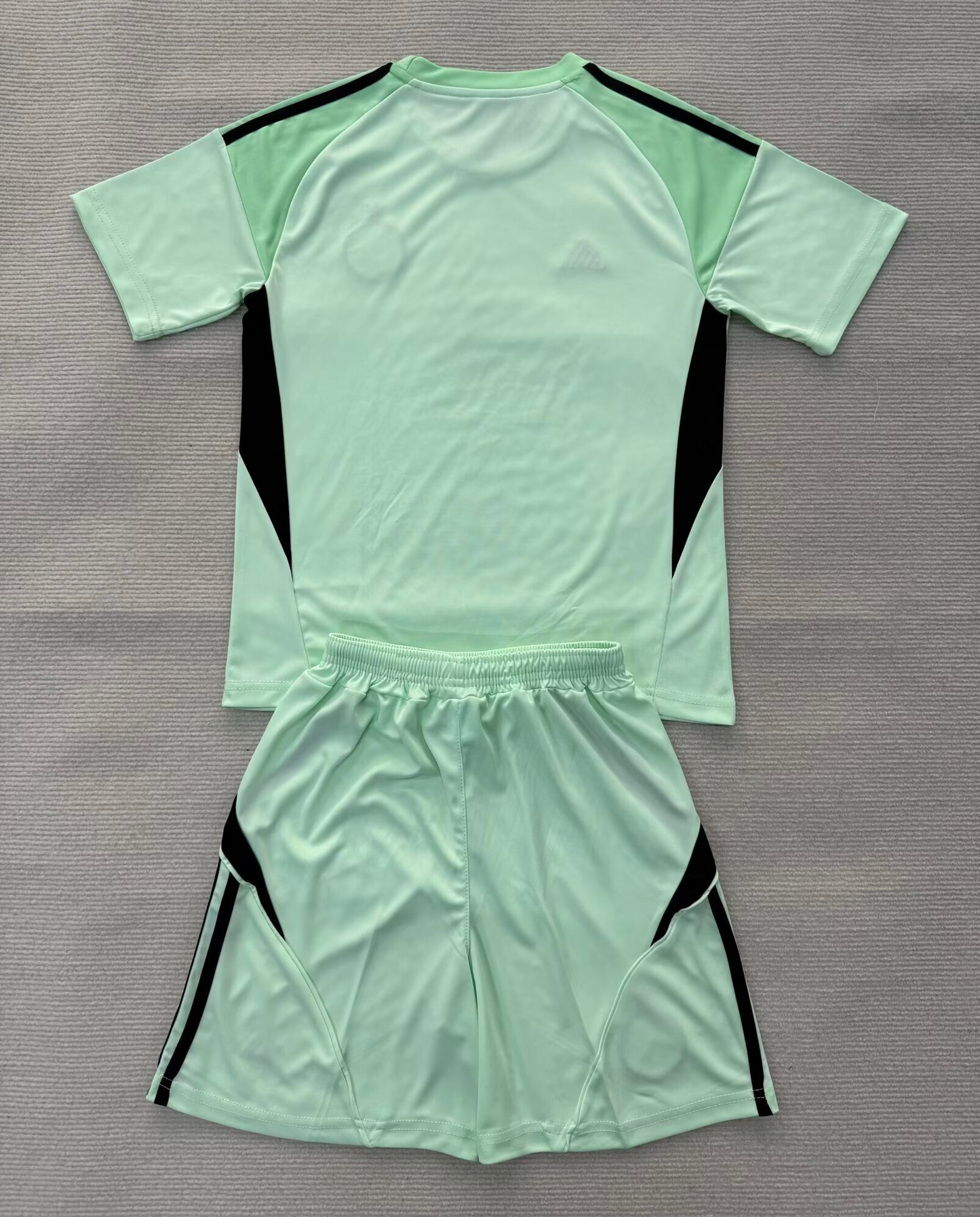 Kit Infantil Arsenal Goleiro 25/26  - Verde Claro