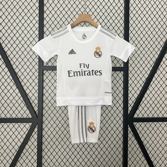 Kit Infantil Real Madrid Home Retrô 15/16 - Branco