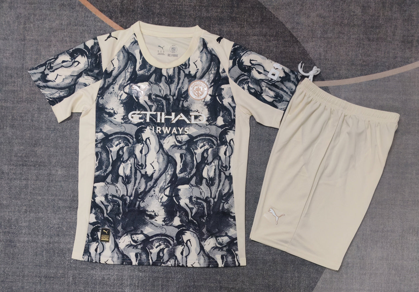 Kit Infantil Manchester City Ediçao Especial 25/26  - Cinza