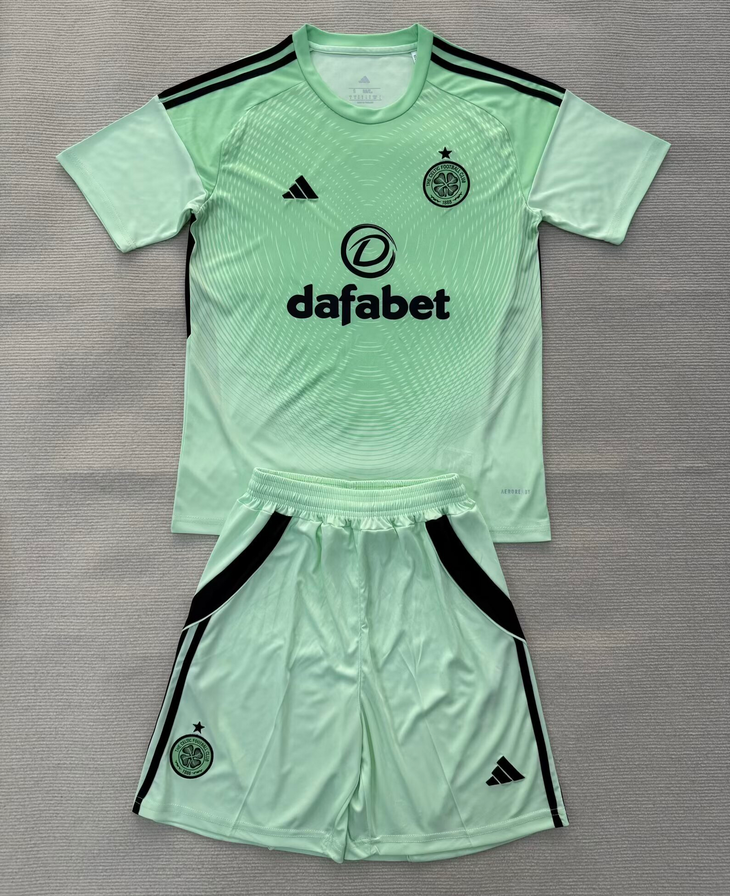 Kit Infantil Celtic Goleiro 25/26  - Verde Claro