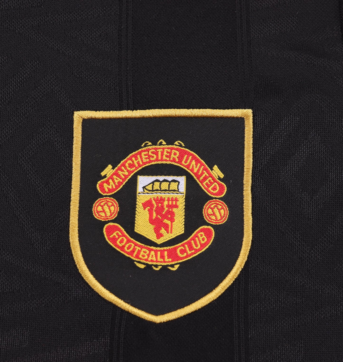 Kit infantil Manchester United Retrô Away 98/99  - Preta