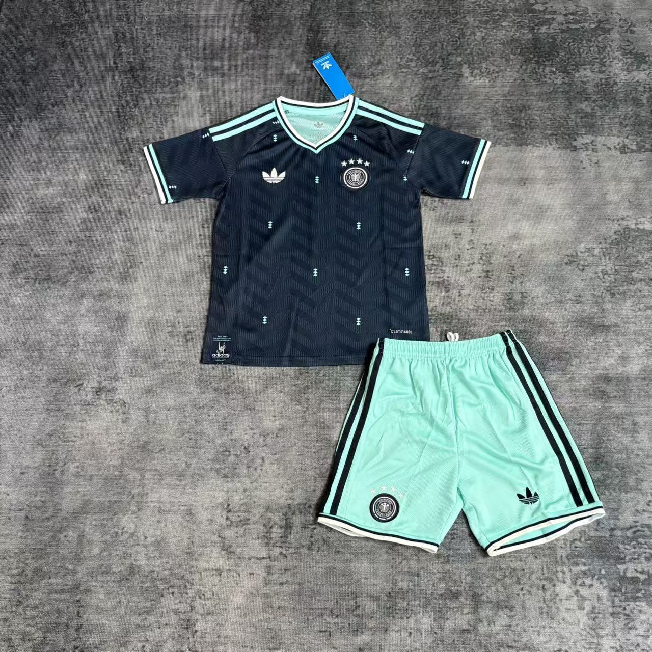 Kit Infantil Alemanha Away 26/27  - Verde Escuro