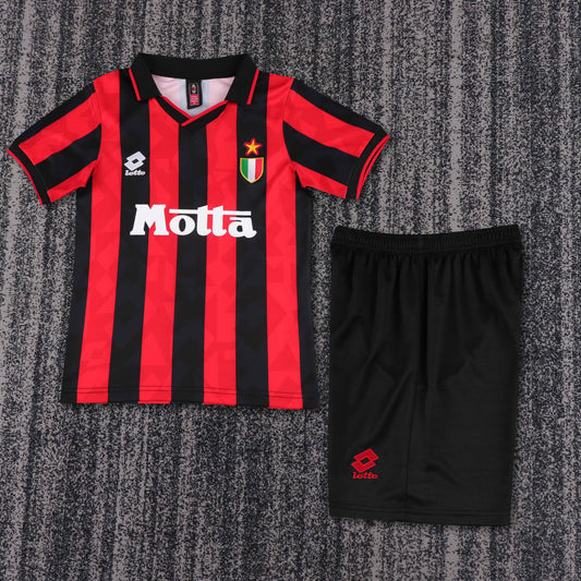 Kit Infantil Milan Home Retrô 93/94 . - Vermelho e Preto
