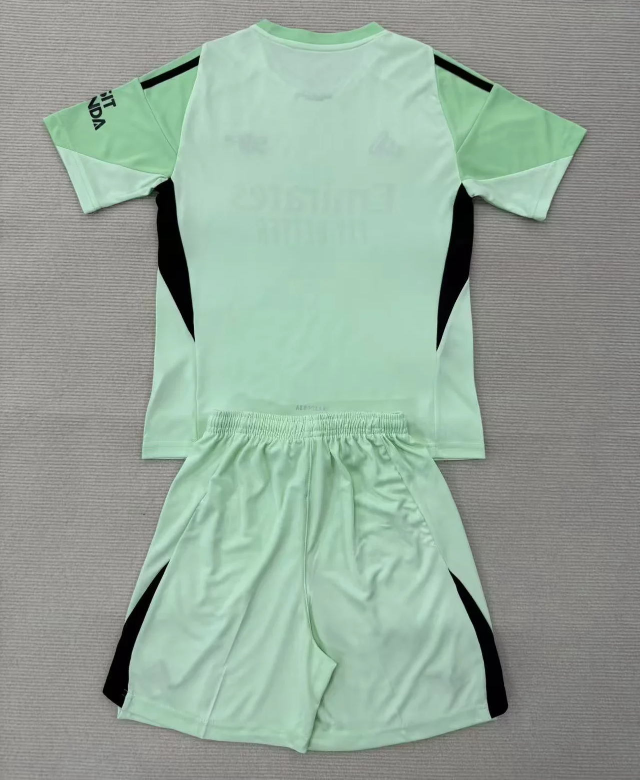 Kit Infantil Celtic Goleiro 25/26  - Verde Claro