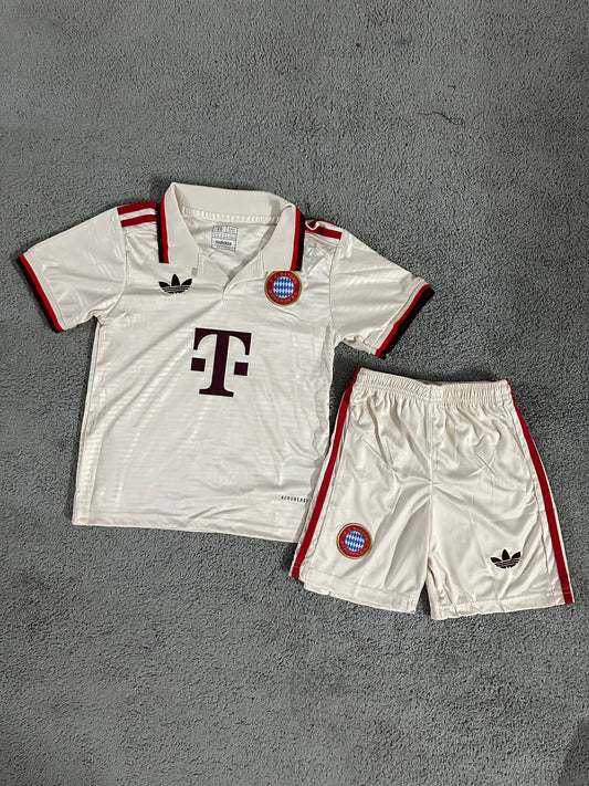 Kit Infantil Bayern de Munique Third 24/25 - Bege