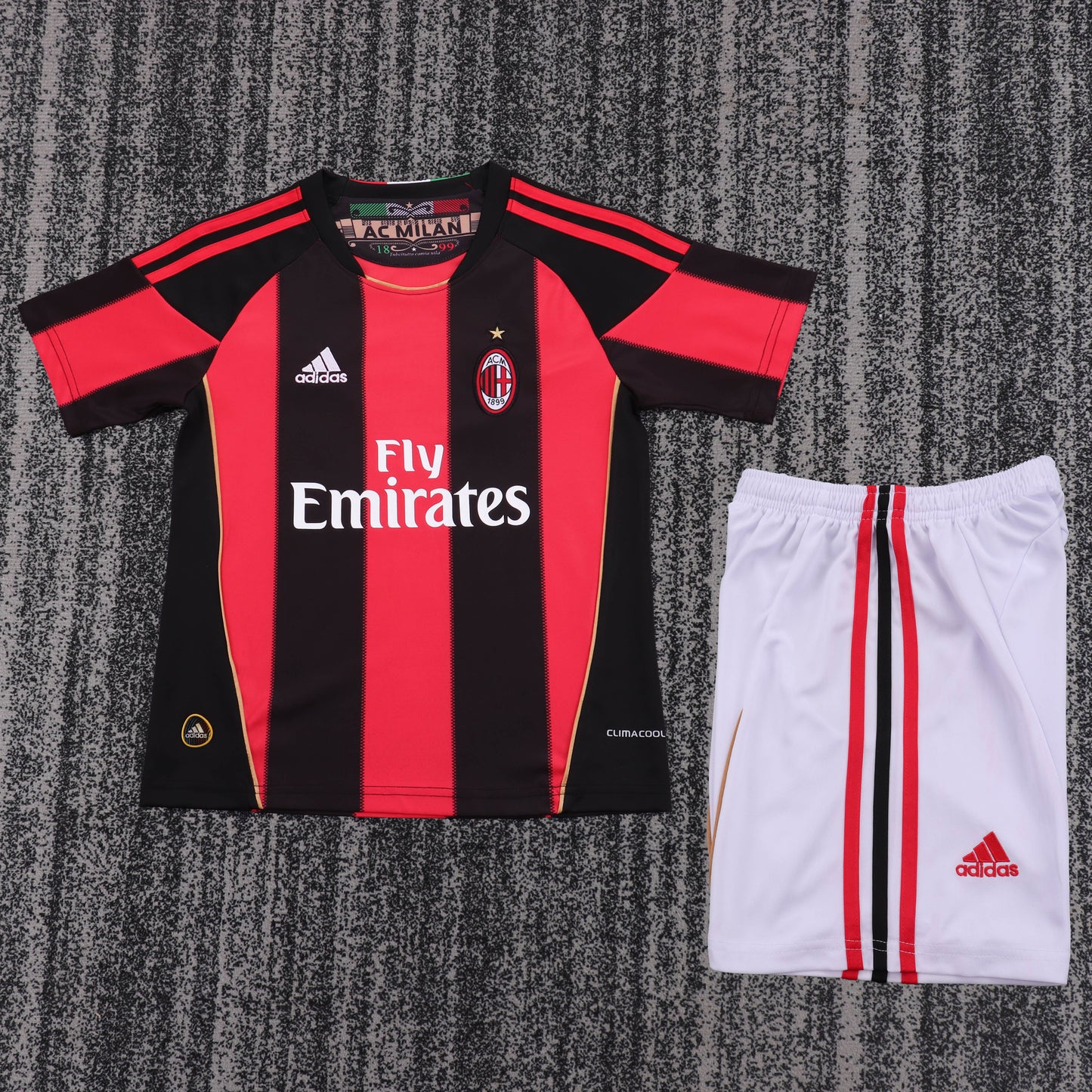 Kit Infantil Milan Home Retrô 2011 Adidas - Vermelho e Preto