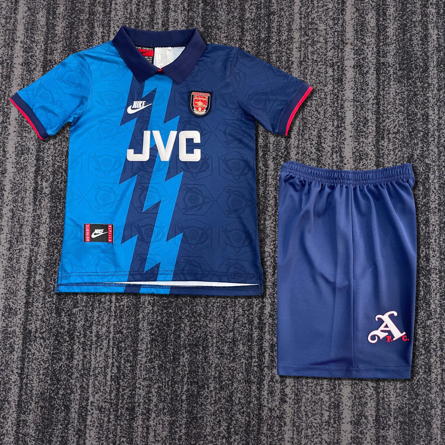 Kit Infantil Arsenal Away Retrô 95/96 - Azul