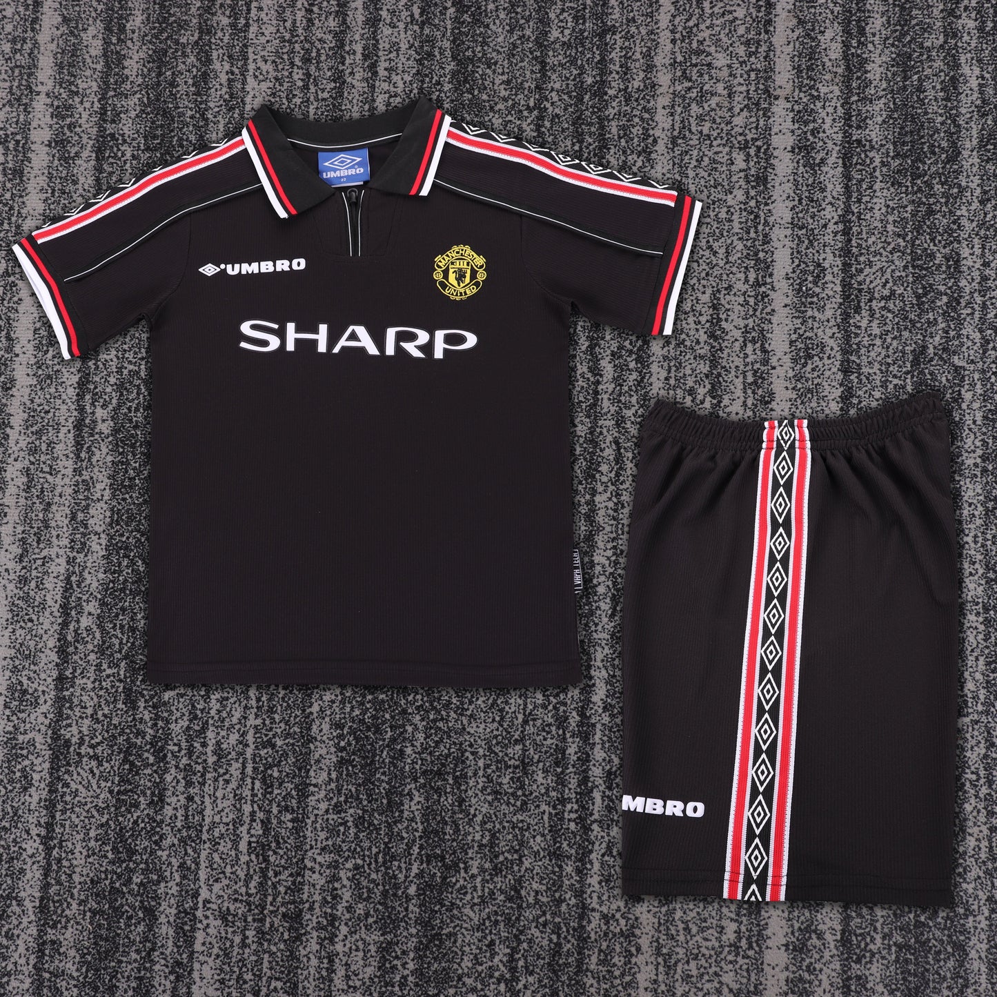 Kit infantil Manchester United Retrô Away 98/99  - Preto