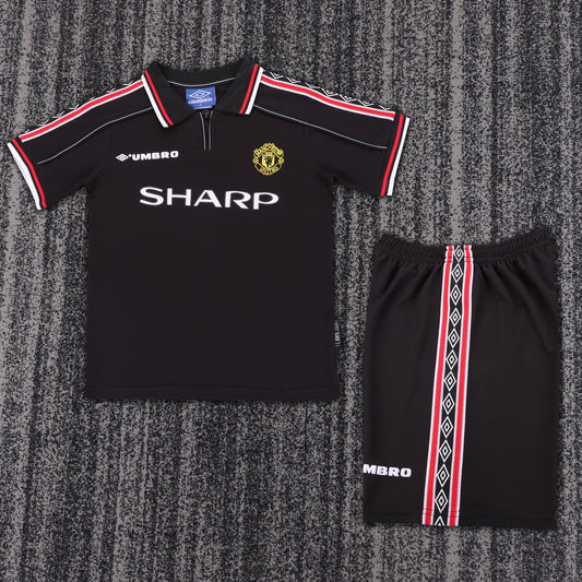 Kit infantil Manchester United Retrô Away 98/99  - Preto