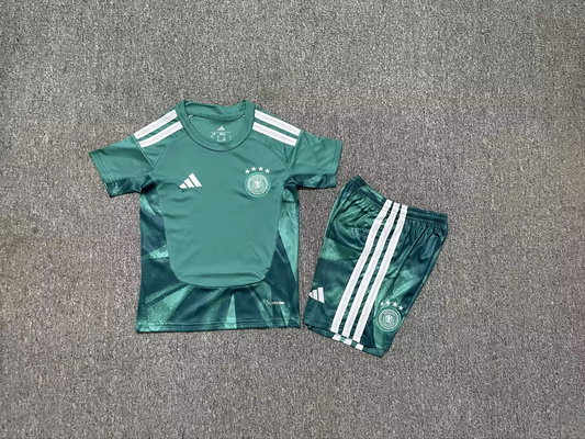 Kit Infantil Alemanha Goleiro 26/27 - Verde