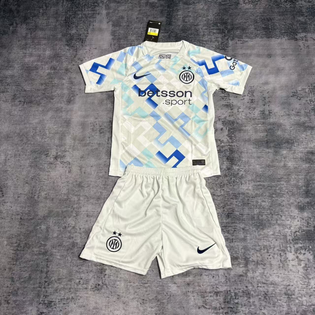 Kit Infantil Inter de Milão Away 25/26 - Branco e Azul