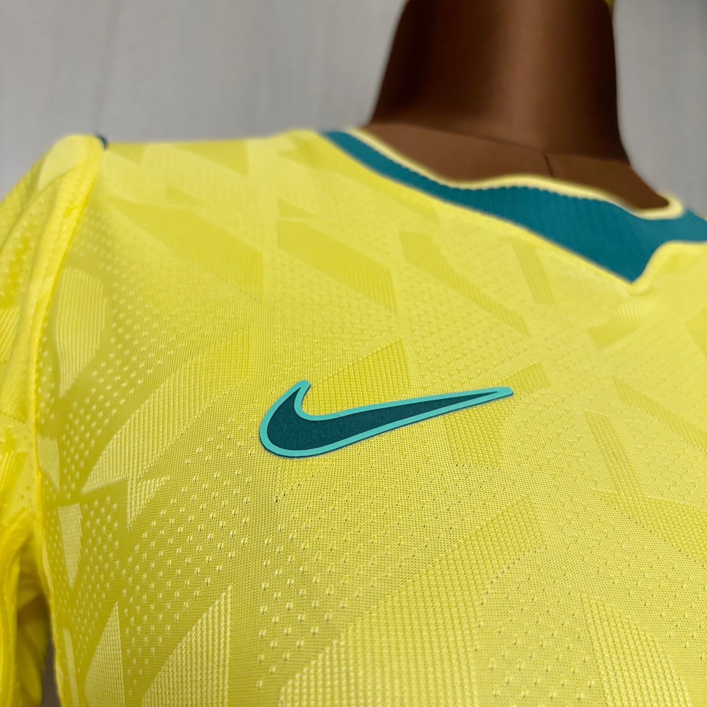 Brasil Home 26/27 Jogador Nike Feminina - Amarela