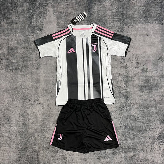 Kit Infantil Juventus Home 25/26  - Branca e Preta