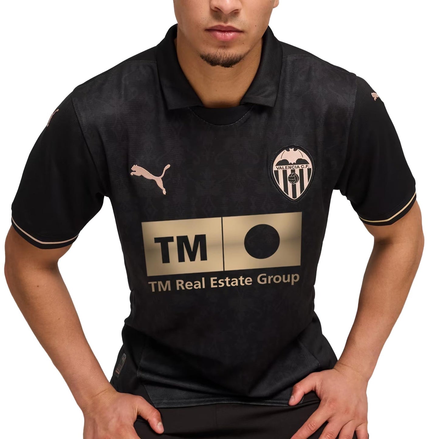 Valencia Away 24/25 Torcedor Puma - Preta e Dourada