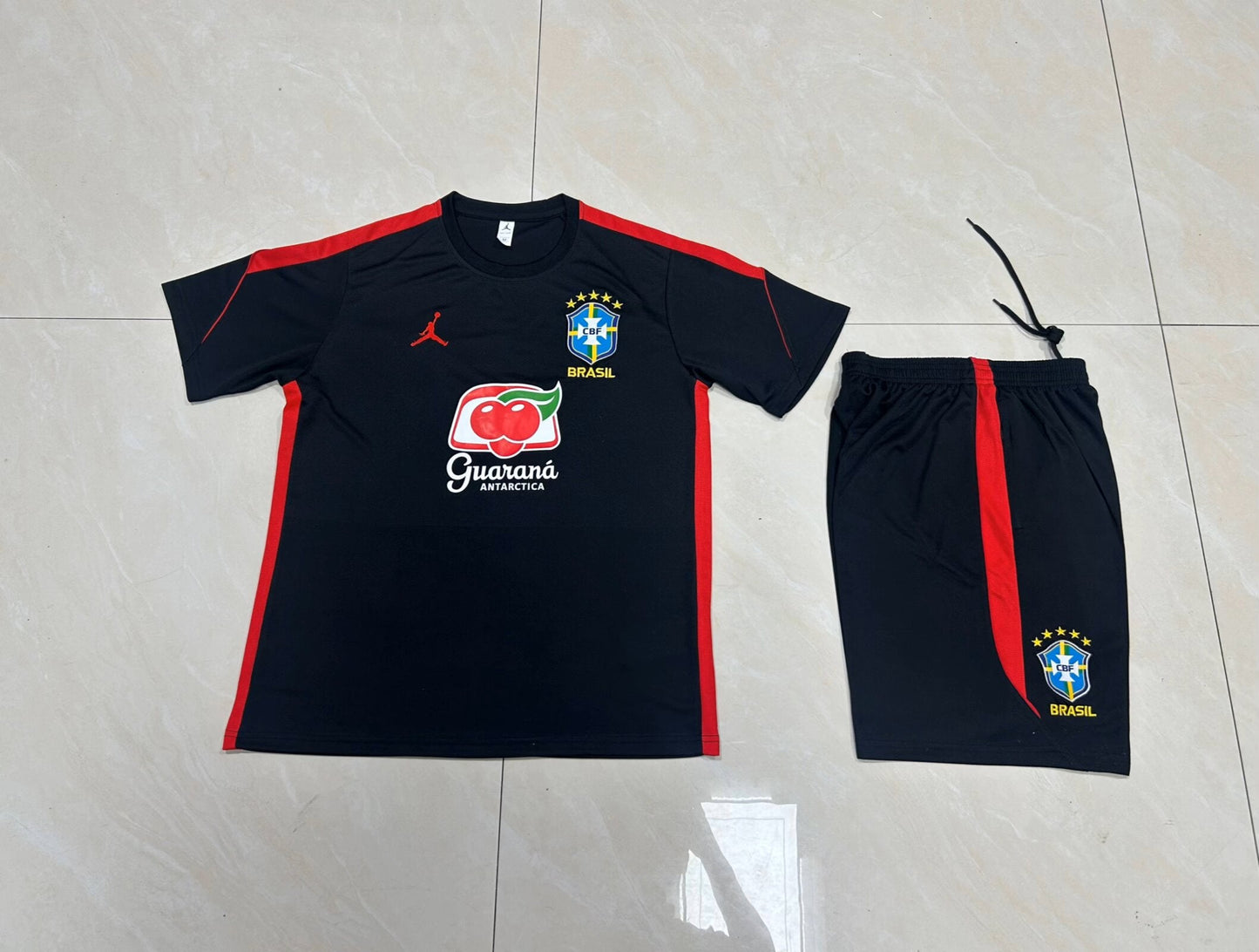 Kit Infantil Brasil Treino 26/27 - Preta