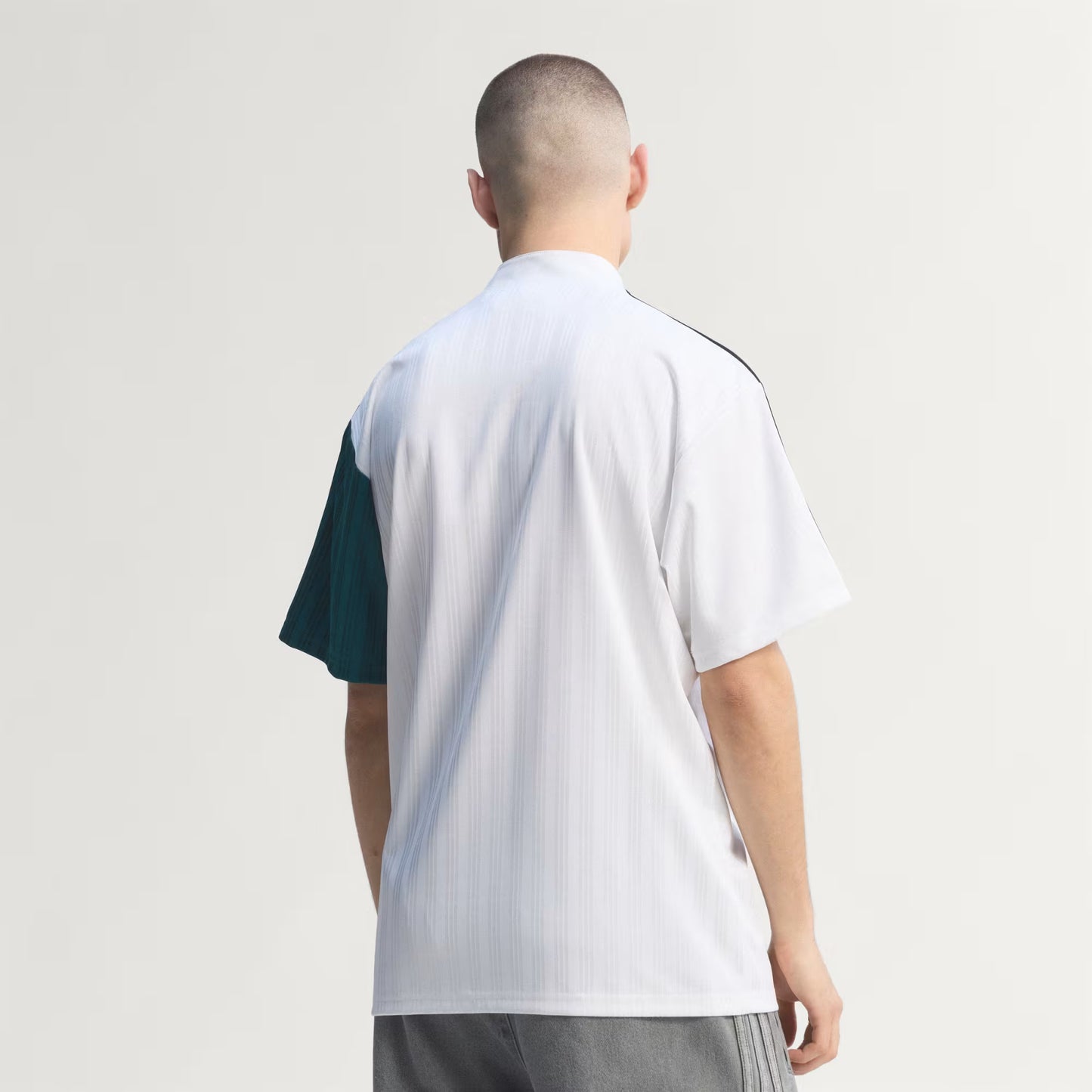 Liverpool Away Retrô 95 Adidas - Branca e Verde