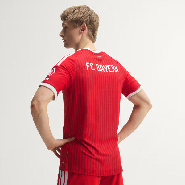 Bayern de Munique Home 26/27 Jogador Adidas - Vermelho