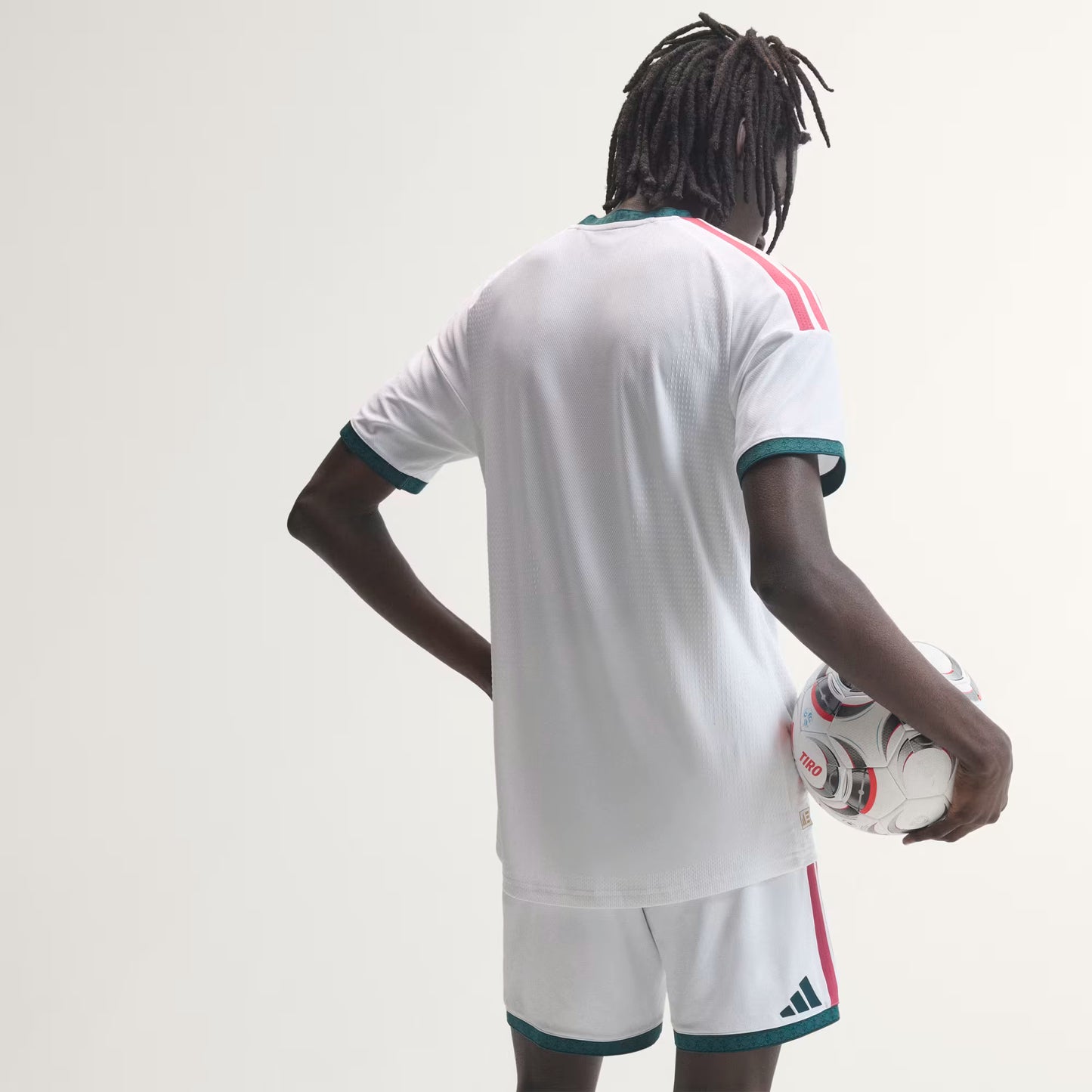 Real Madrid Home 26/27 Jogador Adidas - Branca