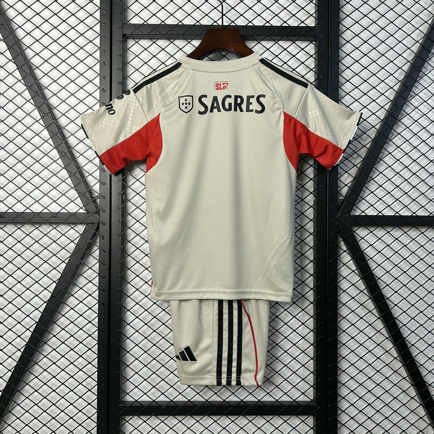 Kit Infantil Benfica Third 25/26 - Bege