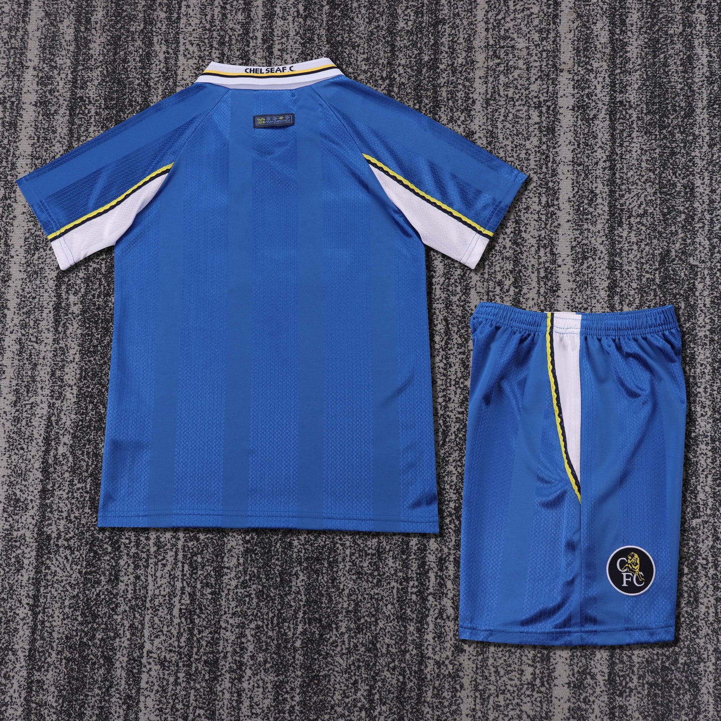 Kit Infantil Chelsea Home Retrô 97/98 - Azul