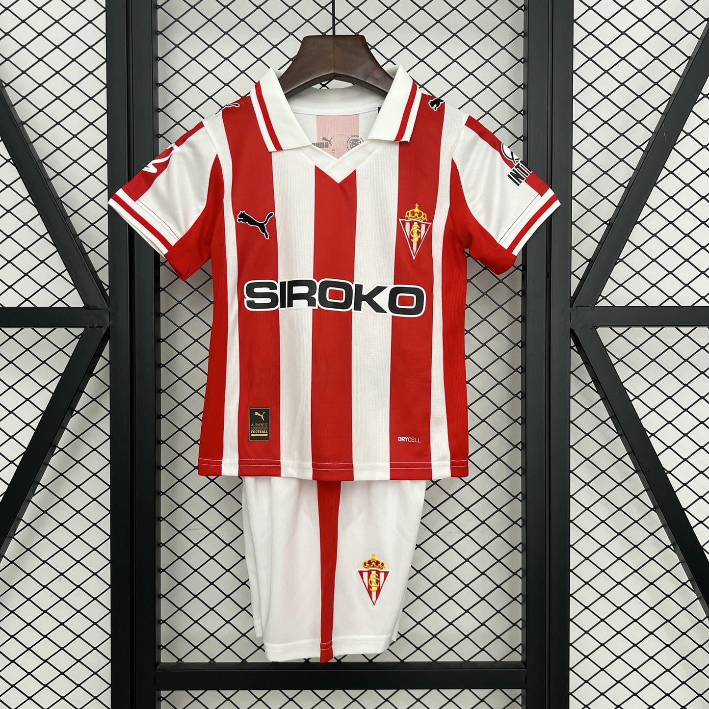 Kit Infantil Sporting Gijon Home 25/26 - Vermelho e Branco