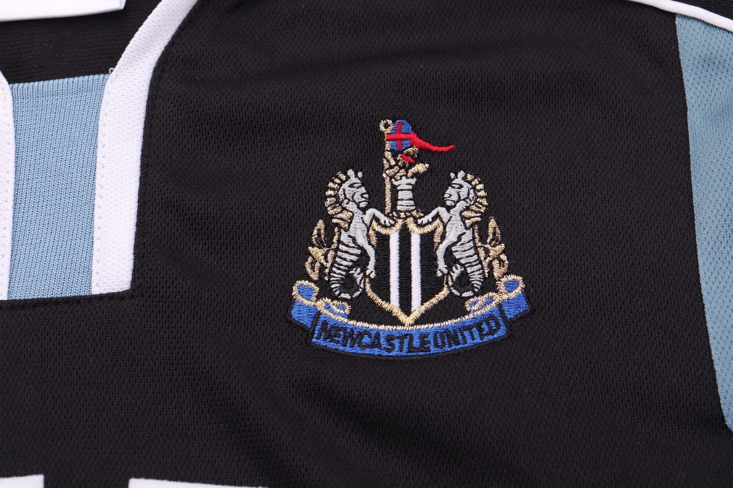 Kit infantil Newcastle Retrô Away 00/01  - Preto