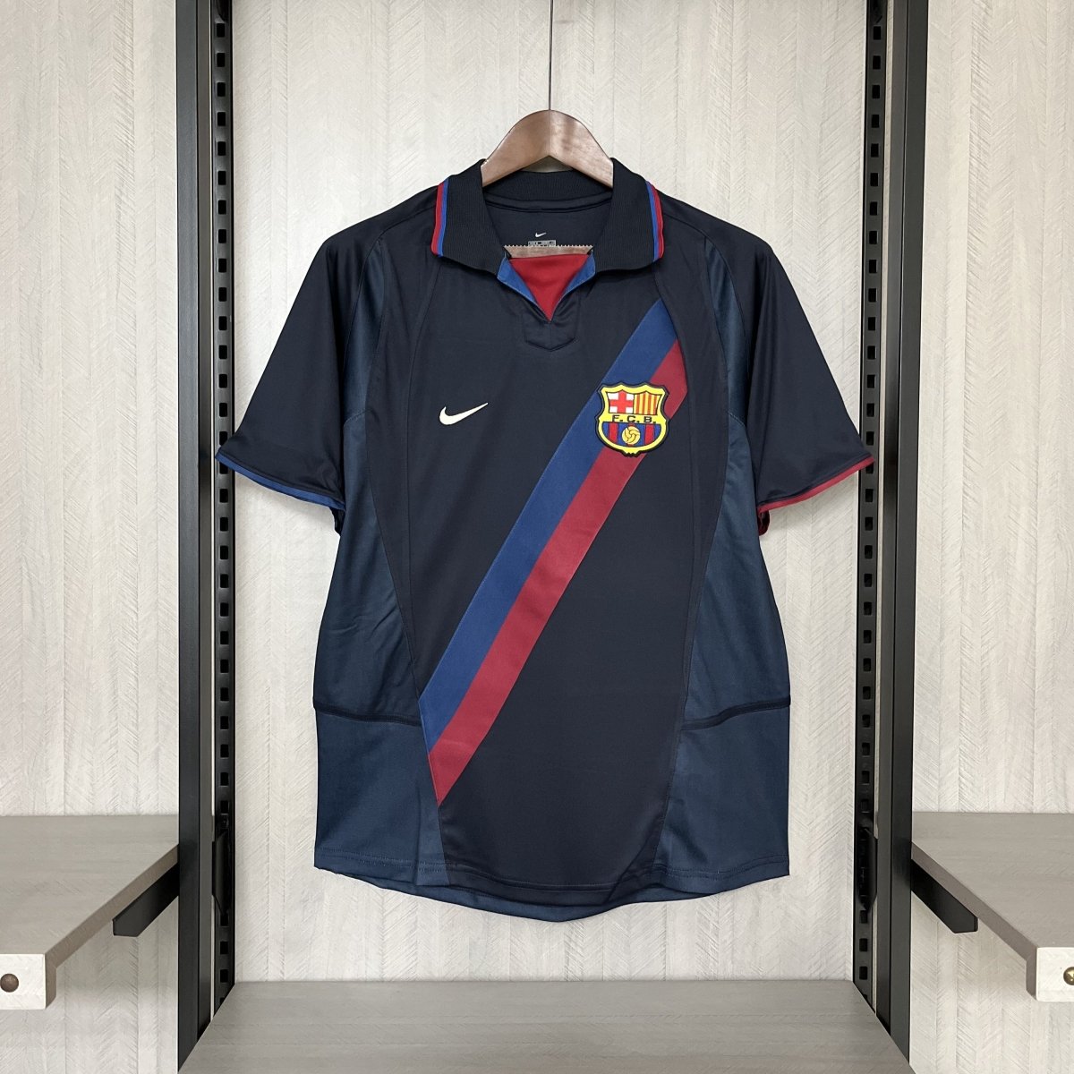 Barcelona Third Retro 03/03 Nike - Azul Escuro