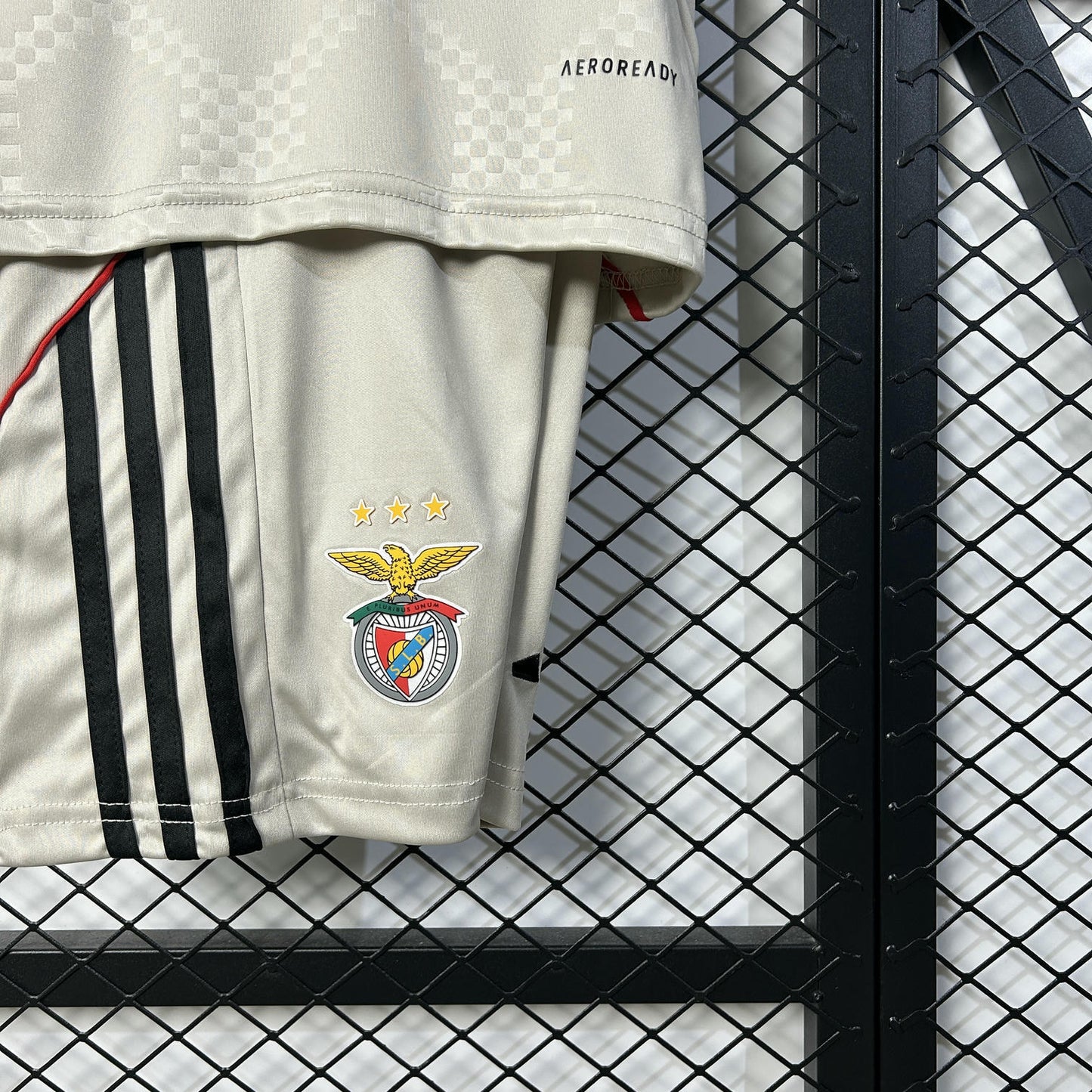 Kit Infantil Benfica Third 25/26 - Bege