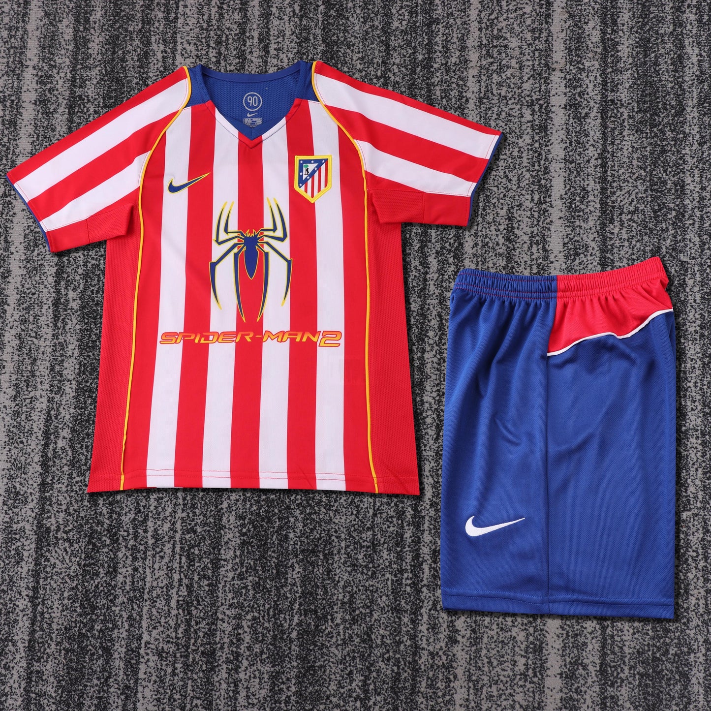 Kit Infantil Atletico de Madrid Home Retrô 04/05 - Vermelho e Branco