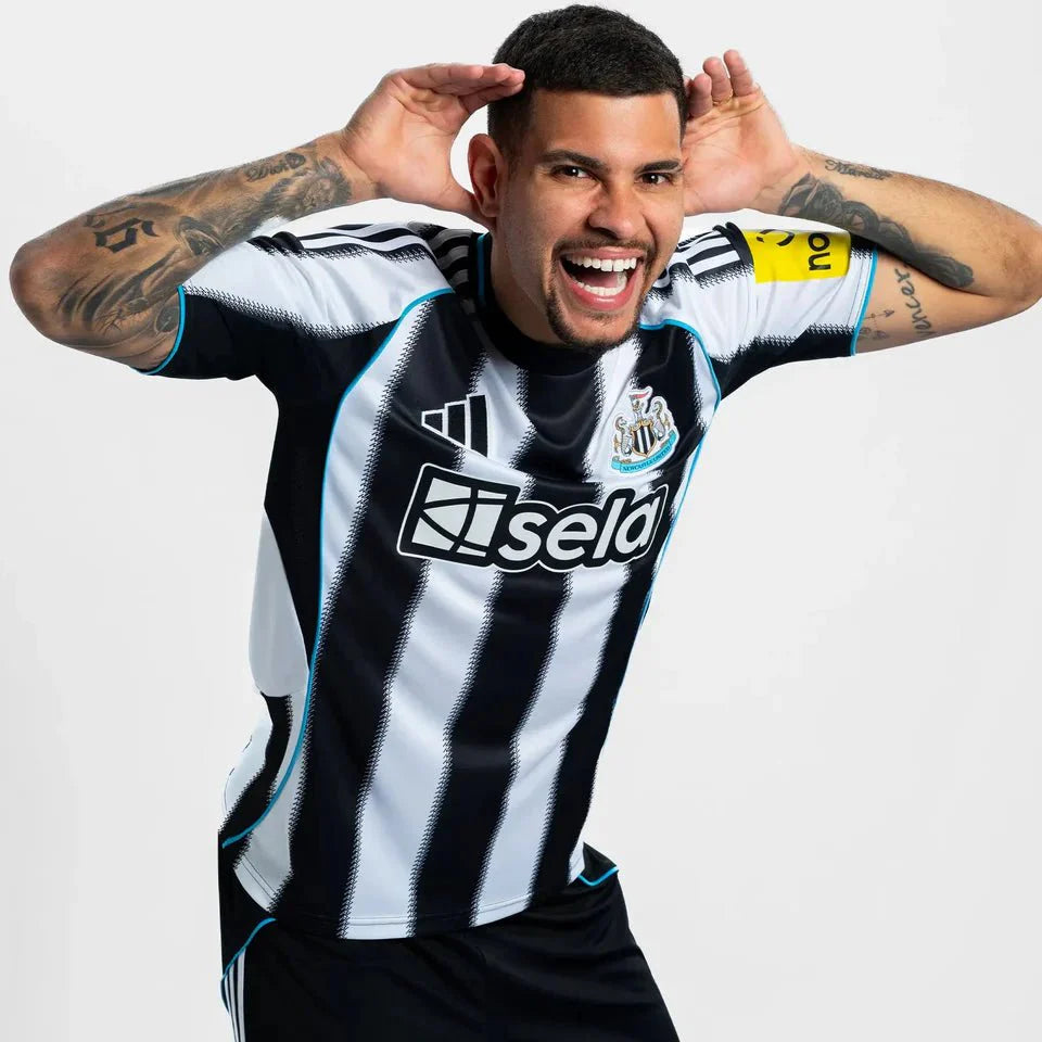 Newcastle Home 25/26 Torcedor Adidas - Preto e Branco