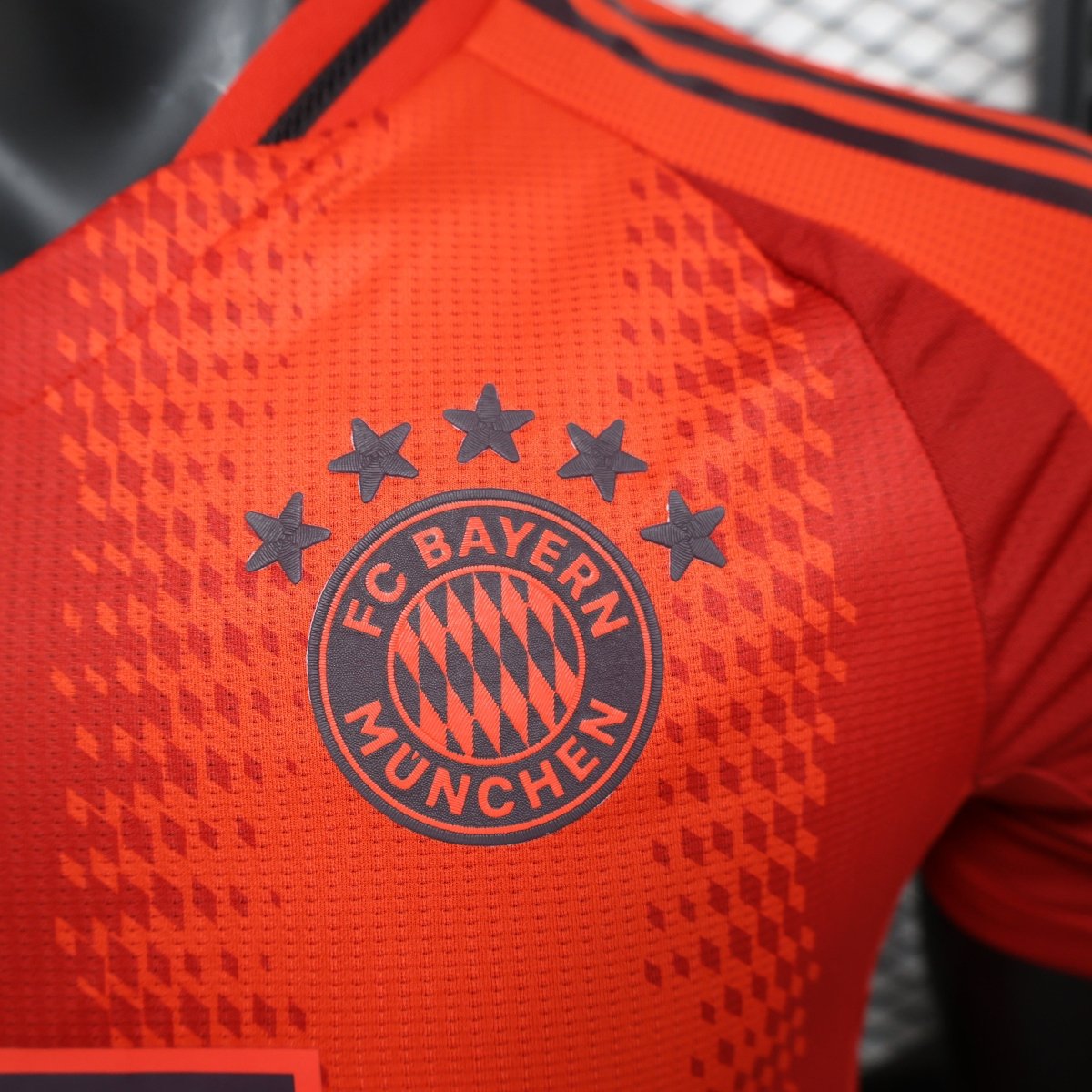 Bayern de Munique Home 24/25 Jogador Adidas - Vermelho