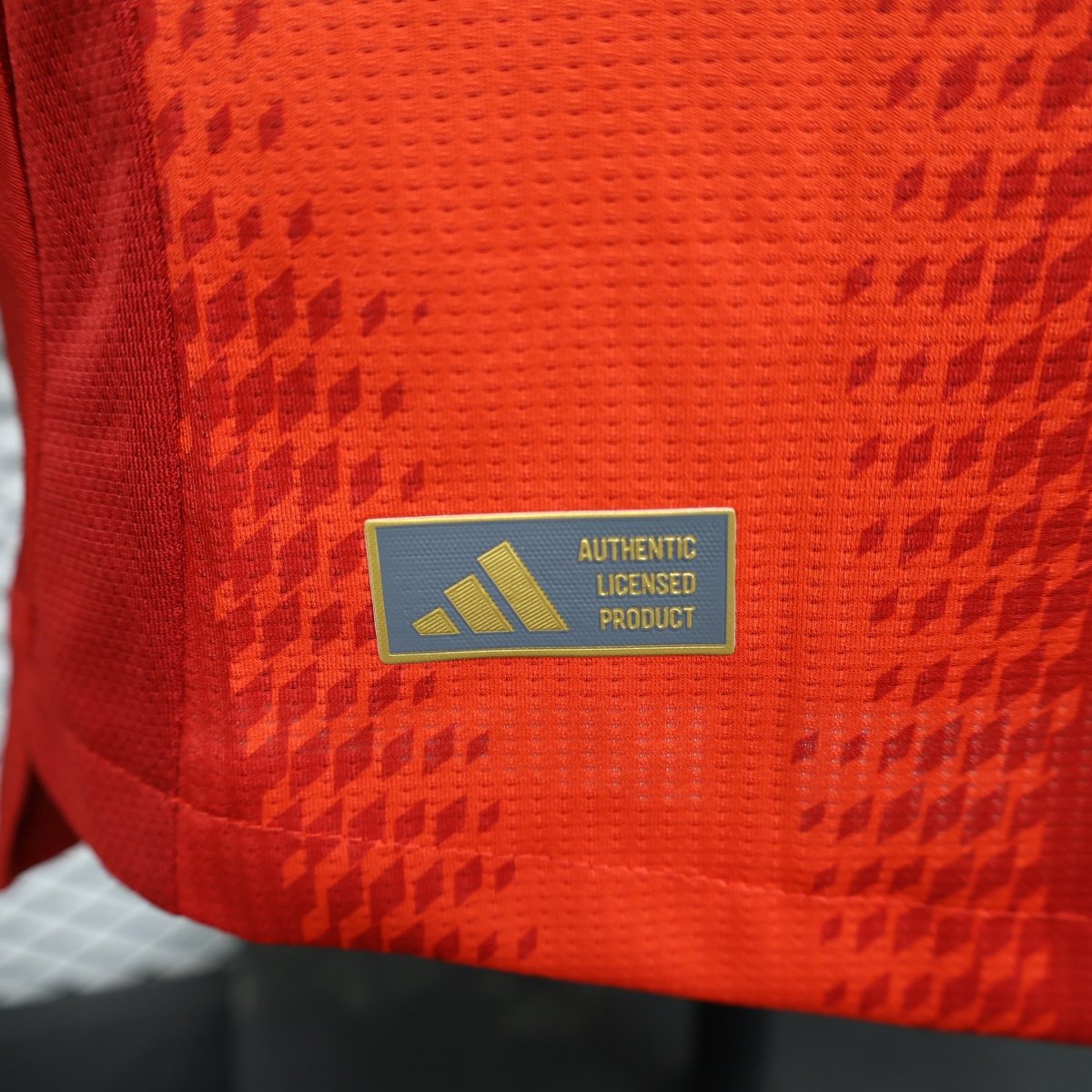 Bayern de Munique Home 24/25 Jogador Adidas - Vermelho