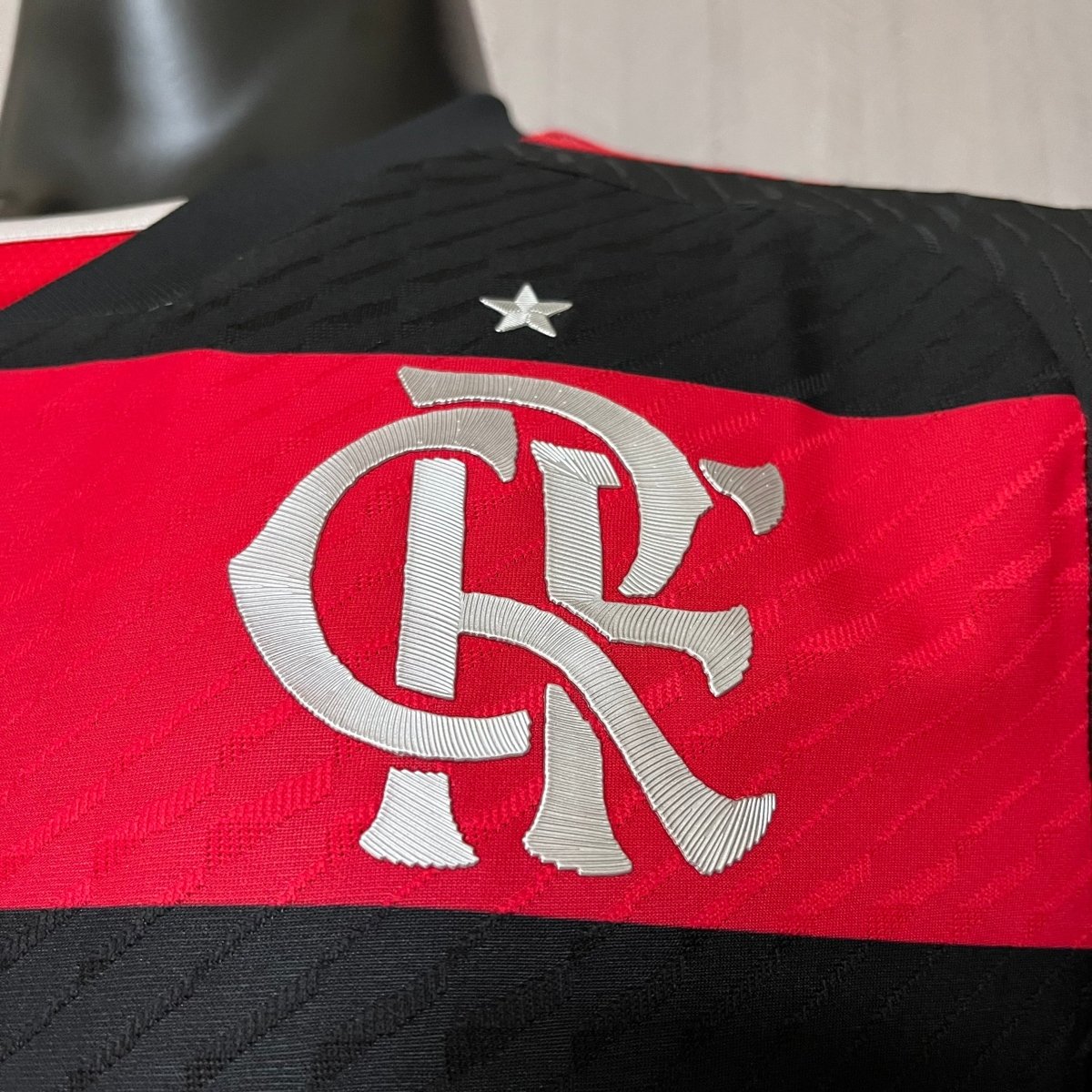 Flamengo Home 24/25 Jogador Adidas Masculina - Vermelho e Preto
