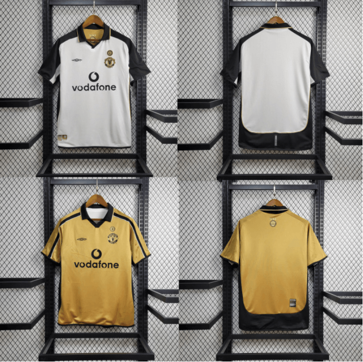 Manchester United Retro 01/02 Away Dupla face Umbro - Dourada e Branca